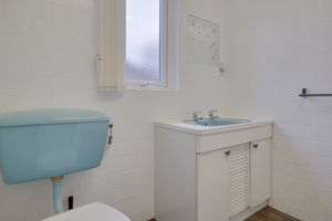 Shower Room- click for photo gallery